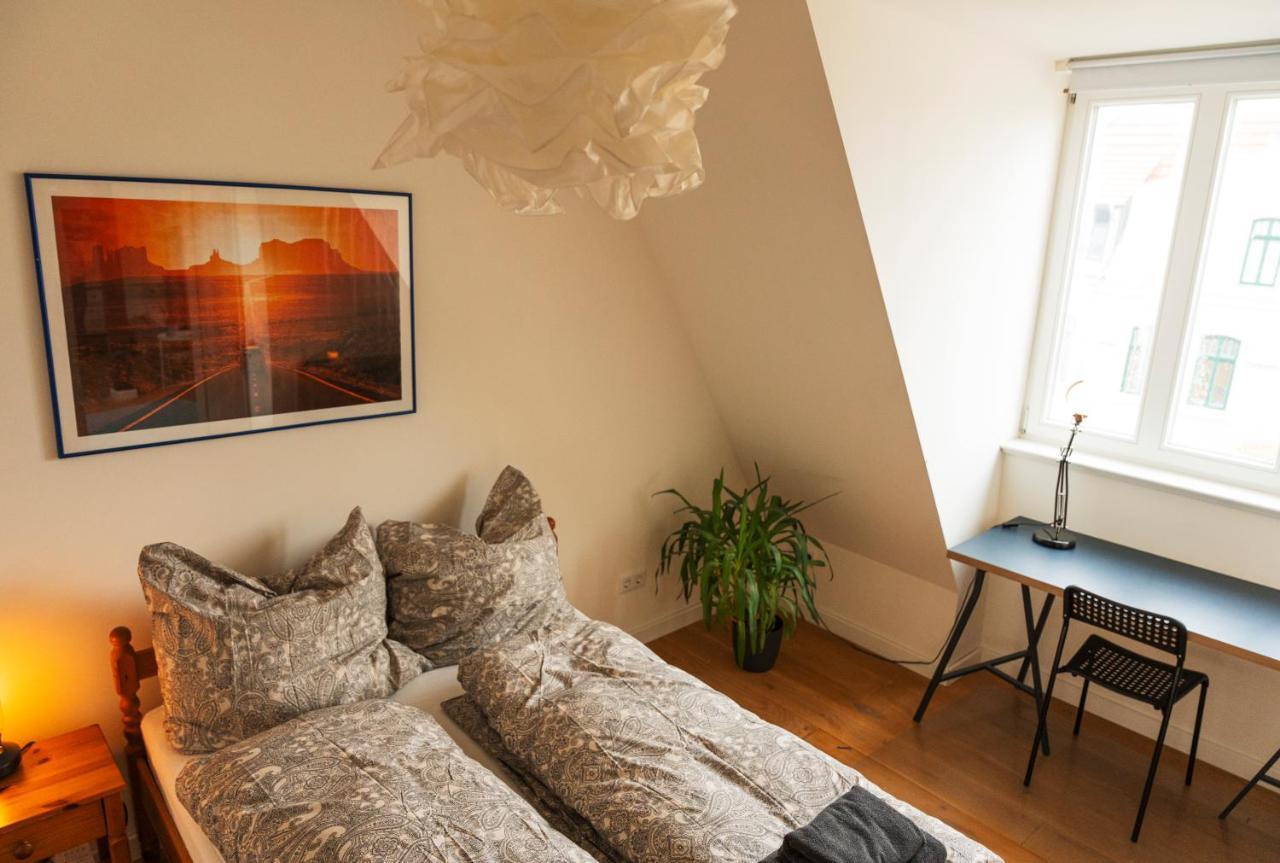 Woelkchen - Wohnung Mit Balkon, Holzdielen & Tv Bremerhaven Zewnętrze zdjęcie